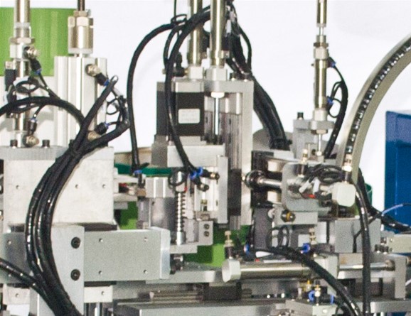 5e4a465de616f.jpg 5e4a465de616f.jpg